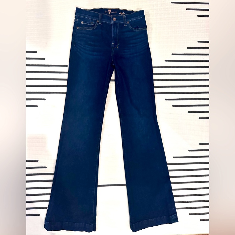 Seven for All Mankind - Dojo Flare - size 27